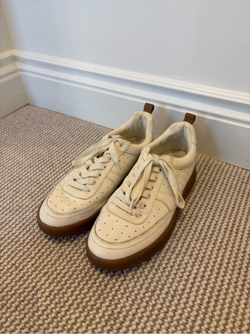 Massimo Dutti Cream Leather Sneakers